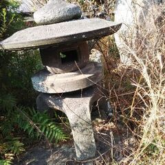 石灯篭や庭石ゆずります❗️の画像