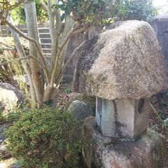 石灯篭や庭石ゆずります❗️の画像