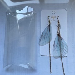 ピアス4つ　新品未使用の画像