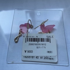 ピアス4つ　新品未使用の画像