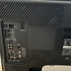 AQUOS32テレビ　白色の画像