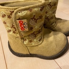 アンパンマンのブーツ（13センチ）