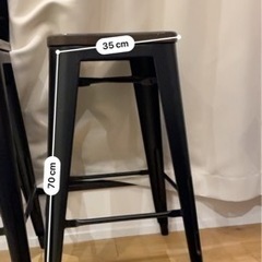 カウンターチェア2脚の画像