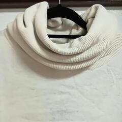 新品　クシュネックニットの画像