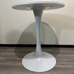 カフェテーブル　白　W60cm×H73.5cmの画像