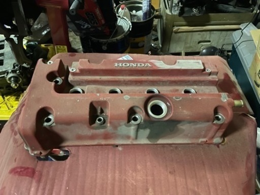ホンダ　K20A ヘッドカバー