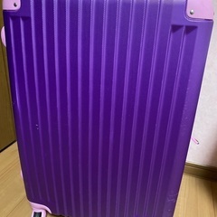 スーツケース　Mサイズ
