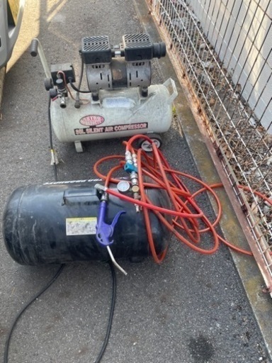 ASTRO PRODUCTS オイルレスエアコンプレッサー30L セット