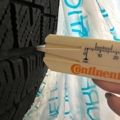 スタッドレスタイヤ 17インチ 195/45の画像