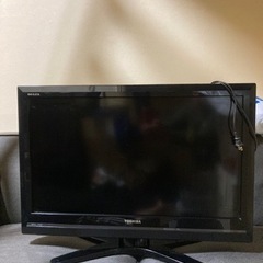 TOSHIBA REGZA 32型 2010年製の画像