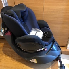 新生児から使えるチャイルドシート