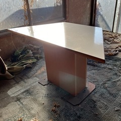 【新品】台形 テーブル の画像