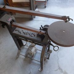 お話し中　再値下げします2000円で　木工、工作作業　電動糸のこ...