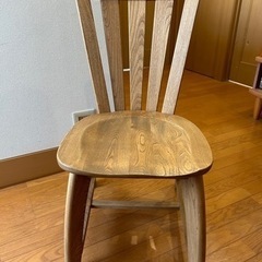 売り切れました　木製ダイニングチェア(2脚)