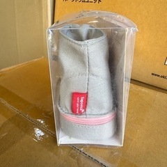 子ども靴タイプのペン立てメガネ入れの画像