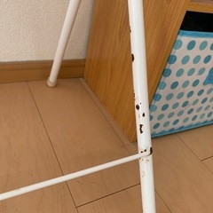 折りたたみテーブルの画像