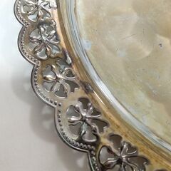 銀仕上げの大きめプレート　直径30cmの画像