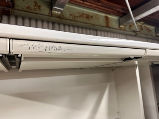 平机　幅1400 奥700 高さ700mm 引き出し傷有り