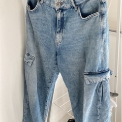 Bershka ジーンズ レディース