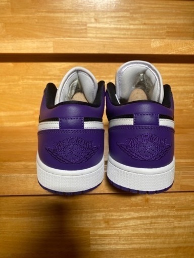 新品　未使用　美品　NIKE エアージョーダン1 ロー　ナイキ　AIR JORDAN 1 LOW スニーカー　adidas ニューバラ