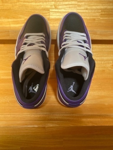 新品　未使用　美品　NIKE エアージョーダン1 ロー　ナイキ　AIR JORDAN 1 LOW スニーカー　adidas ニューバラ