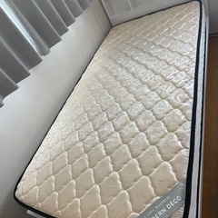 お取引先決定。シングルベッド