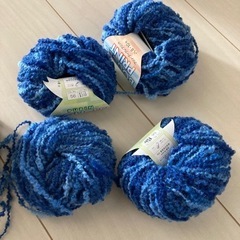 毛糸　青