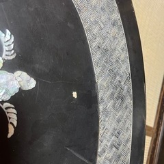 螺鈿テーブルの画像