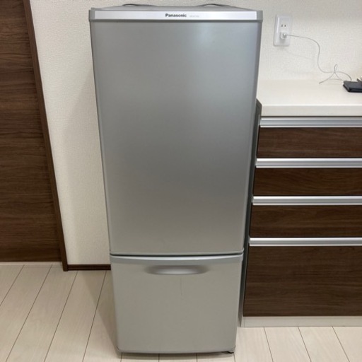 パナソニック冷蔵庫　NR-B175W