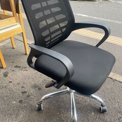 リサイクルショップどりーむ荒田店 No9526　OAチェア　オフィスチェア　事務椅子　ゲーミング　の画像