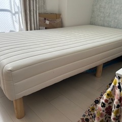 シングルベッド