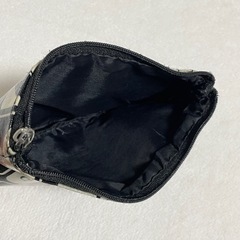 MARY QUANT LONDON マリークワント ポーチ モノトーン 白黒の画像