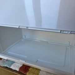 衣類などの収納家具の画像