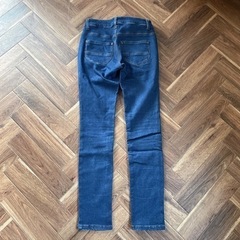【ほぼ新品】70%OFF 裏起毛 スキニーデニム 着画ありの画像