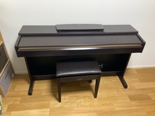 ヤマハ　電子ピアノ　ARIUS YDP161