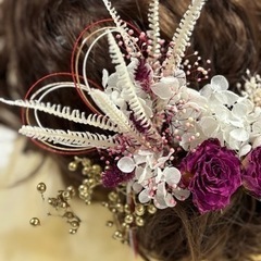 成人式、ドライフラワーの髪飾りの画像