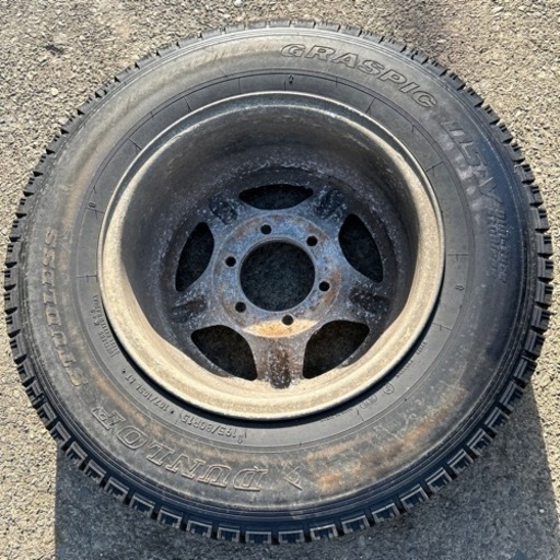 スタッドレスタイヤ　ホイール付き　195/80R15