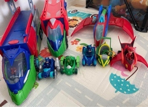 大型おもちゃ　パジャマスク