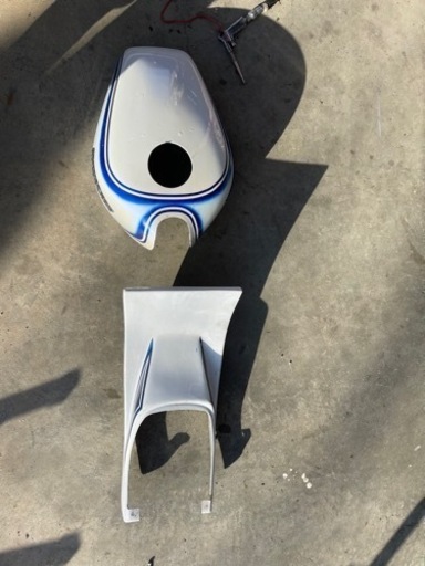 ゼファー用タンクカバー羽テール