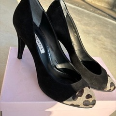 ダイアナハラコ柄パンプスの画像