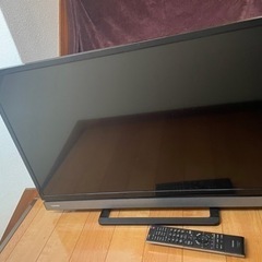 【無料】テレビ２台とテレビ台【御礼品付き】の画像