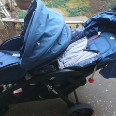 2人乗りベビーカー joie