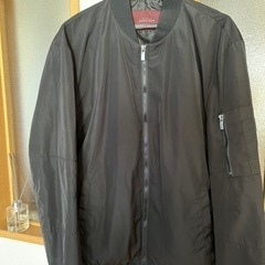 ZARA ブラックブルゾン　