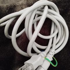 電源ケーブル　デスクトップパソコン、モニター、レーザプリンタなどに