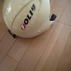 子供用スキースノーボード用ヘルメットの画像