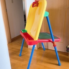 折りたたみ　お絵描きボード　黒板付き