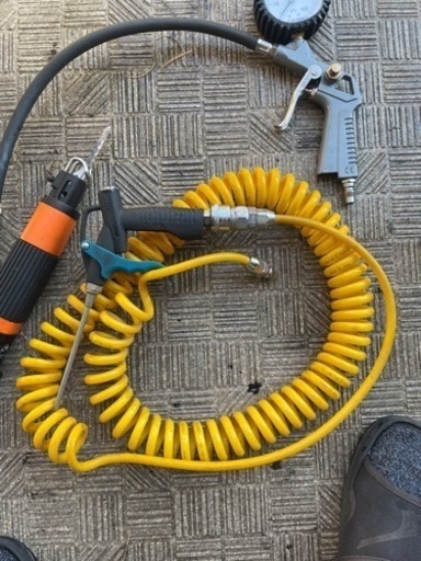 アストロプロダクツ サイレント エアーコンプレッサー 38L おまけ付き