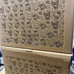 ユニクロ GU ちいかわ サンリオ コラボ ダンボール 2個の画像