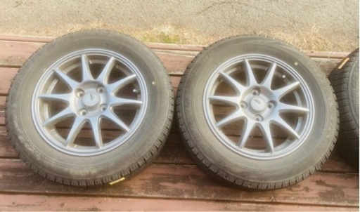 ホイル付きスタッドレスタイヤ 14インチ