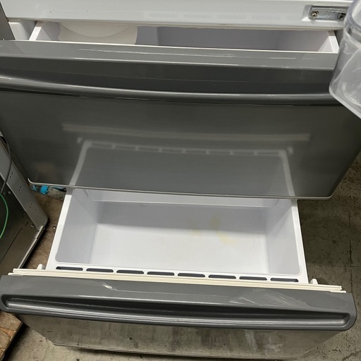 J3253 ★3ヶ月保証付★ 3ドア冷蔵庫 AQUA アクア AQR-271F 272L 2017年製 動作確認、クリーニング済み！